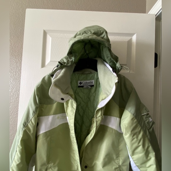 🎉HP🎉Columbia ski jacket - Picture 4 of 16